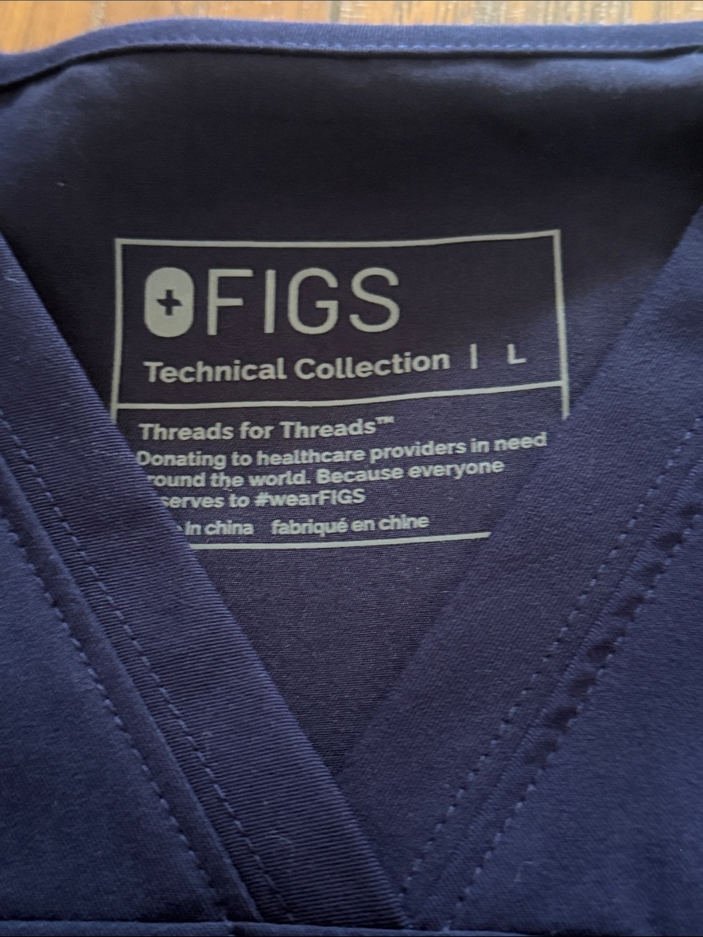 Figs Navy Scrub Top - Picture 4 of 5